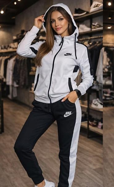 springfield cacak: 04. ženske trenerke S,M,L,XL,XXL,3XL veličine 4200 din🌸🌸 — 3
