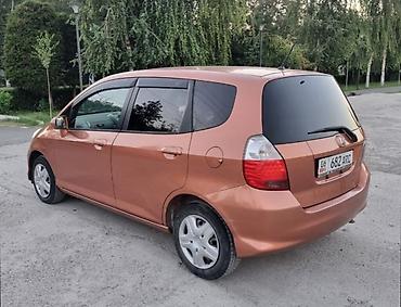 camry 2020: Honda Fit: 2005 г., 1.3 л, Автомат, Бензин, Хэтчбэк — 4