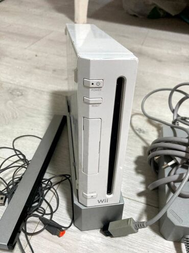 Ostale igre i konzole: Konzole za prodaju XBOX, PS, Wii

Pitajte za cenu — 16