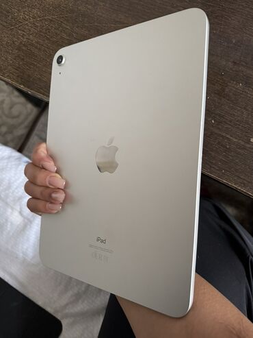 продаётся ноутбук: Планшет, Apple, 10" - 11", Классический цвет - Серебристый