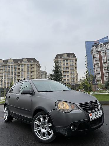 Volkswagen Polo: 2008 г., 1.2 л, Механика, Бензин, Хэтчбэк