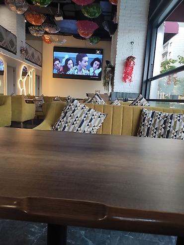Ofisiant tələb olunur, Restoran, Gündəlik ödəniş, İstənilən yaş, 3-5 illik təcrübə