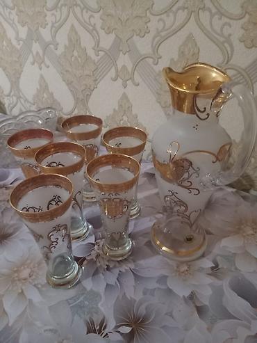 ləvazimatlar: Zərif qızılı naxışlı süfrə dəsti - Tərkibi: 1 ədəd sürahi və 6 ədəd — 1