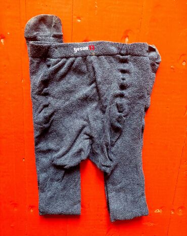 Uşaqlar üçün digər geyimlər: 12-14 yaşlı qız üçündür. Ikisi 2 manatdır — 10