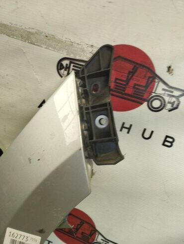 салазка: Салазка на крыло Хендай Грандёр 2013 перед. прав. (б/у)