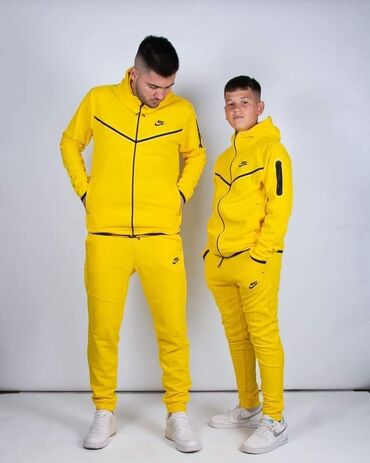 Kompleti: Cena 4400 dinara 
Decije 10 12 14 
Odrasle S M L XL XXL — 1
