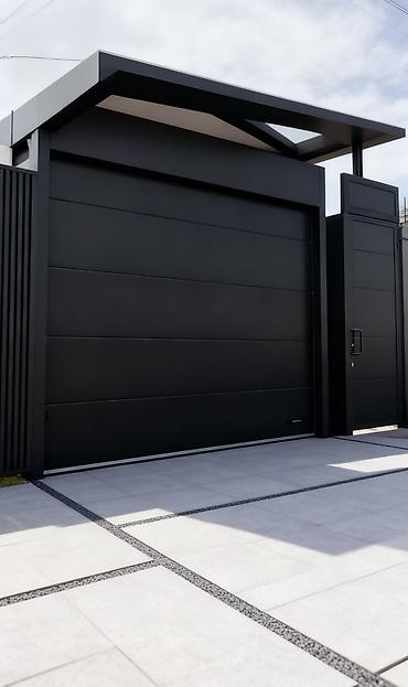 Секционные ворота: Автоматические, Alutech, Для гаража, Для частного дома, Для контейнера, Бронированные, В рассрочку, Новый, Бесплатная установка — 16