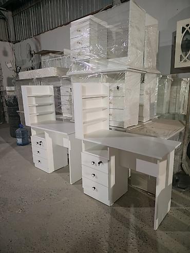 laminat stol: Künc masa, Stulsuz, Polkalı, Siyirməli, Rusiya, Sadə laminat — 4