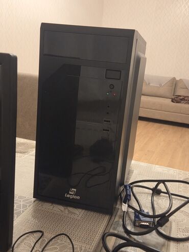 Masaüstü kompüterlər və iş stansiyaları: Komputer seti – masaüstü sistem bloku, 19" monitor və klaviatura/siçan — 7