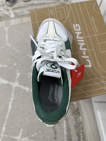 Кроссовки и спортивная обувь: Срочно 🚨 продается Кроссовка Li-Ning Новое 🆕 Оригинал 💯 %✅ Размер — 5