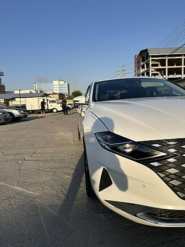 grander: Hyundai Grandeur: 2021 г., Седан — 3