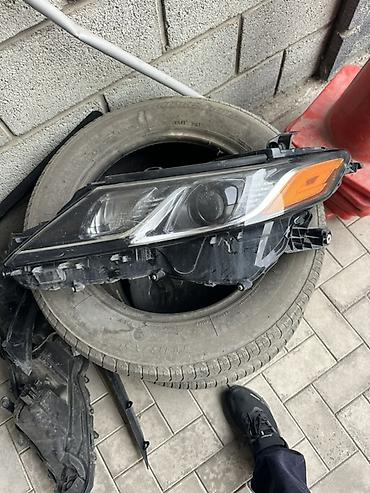 камера для обгона на правый руль: Передняя левая фара Toyota 2019 г., Б/у — 1
