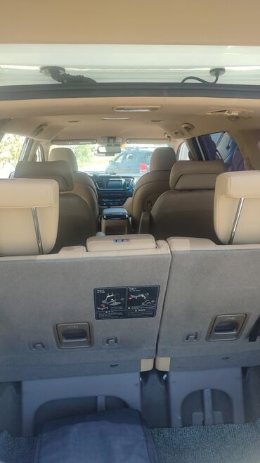 Kia: Kia Carnival: 2018 г., 2.2 л, Автомат, Дизель, Минивэн — 6