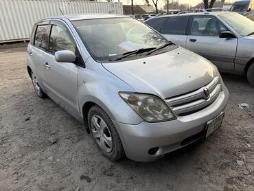 Toyota: Toyota ist: 2003 г., 1.3 л, Автомат, Бензин