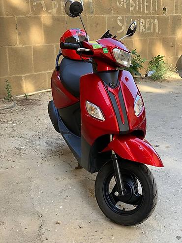 2 el scooter: Salam, mopedi Təzədi . Türkiyənindi. Cızığı belə yoxdu. Dəyərindən — 2