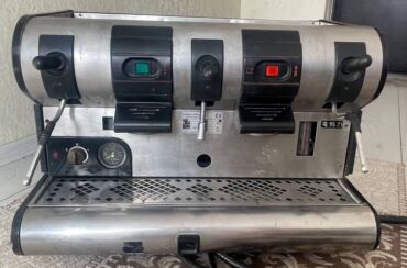 кофейное оборудование: Профециональная кофе апарат 3 фаза 1 да иштейт кофе мол кофе