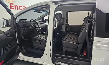 Hyundai: Hyundai Staria: 2022 г., Минивэн — 24