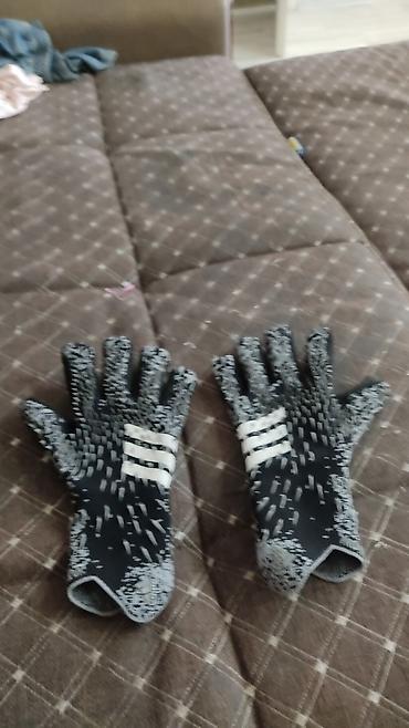 Перчатки: Вратарские перчатки Adidas Predator (пара)Б/У - Цвет: черный с — 2