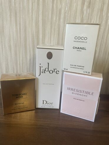 Ətriyyat: Burada Tom Ford Noir Extreme, Dior J'adore, Chanel Coco Mademoiselle lalafo.az -da Ətriyyat: Burada Tom Ford Noir Extreme, Dior J'adore, Chanel Coco Mademoiselle