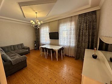 Həyət evləri və villaların satışı: Xırdalanda 2 mərtəbəli həyət evi - Plan: Aşağıda geniş giriş/qaraj — 2