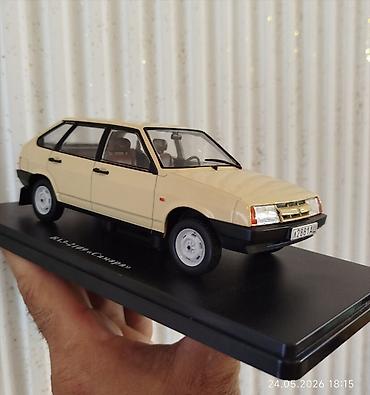 samara 21099: Məhsul: LADA Samara (VAZ‑2109) Hachette - Miqyas: 1:24 (təxminən; — 3