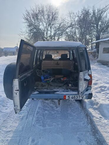 Land Rover: Land Rover : 1987 г., 2.3 л, Механика, Бензин, Внедорожник — 9