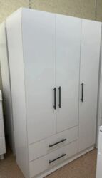 шкафы для вещей бу: Продается совершенно новый детский большой вместительный шкаф