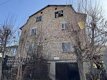 Продажа коттеджей и домов: 🔥 СРОЧНО! Дом с панорамным видом на Бишкек | Капитальный кирпичный | — 1