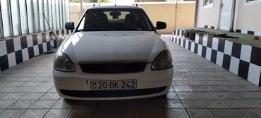 VAZ (LADA): VAZ (LADA) Priora: 1.6 l | 2010 il 80000 km Van body type