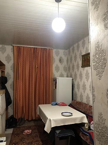 Продажа коттеджей и домов: Продаю дом в ж/м Ала-тоо общей площадью 90м2 4комнаты + — 16