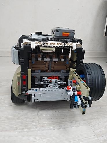 Игрушки: Продаю собранный конструктор внедорожника Land Rover Defender (аналог at lalafo.kg — 10 Игрушки: Продаю собранный конструктор внедорожника Land Rover Defender (аналог — 10