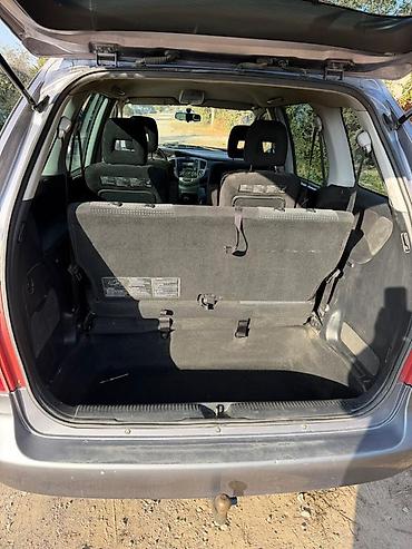 mini jack: Mazda MPV: 2004 г., Минивэн — 3