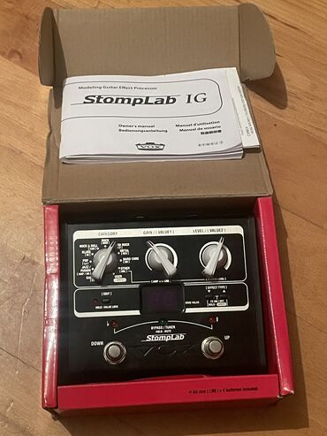 Sintezatorlar: Vox Stomplab IG gitara prosessor Yenidir, Həm batareya həm də