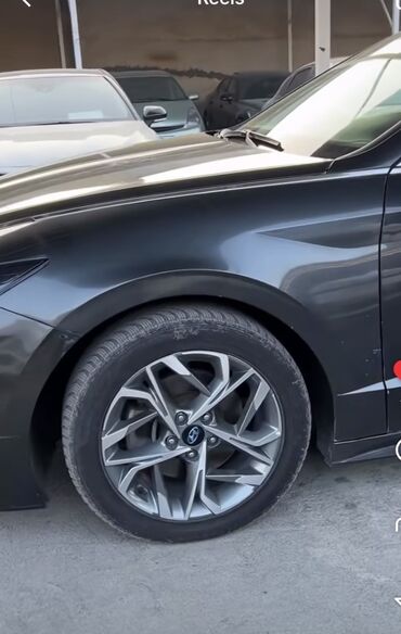 Hyundai: Hyundai Sonata: 2019 г., Автомат, Бензин, Седан — 2