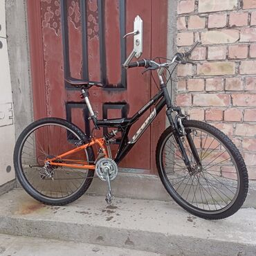 подростковый велосипед: Велосипед в идеальном состоянии все работает идеально Корейский