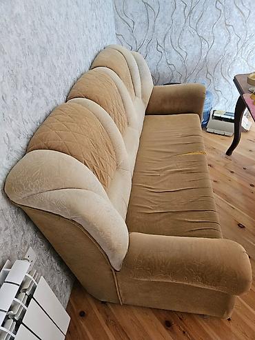 Комплекты диванов и кресел: Divan (açilan)2 kreslo 
Qiymet 70 azn 
Unvan Sabuncu.
Vesile🌹4040 — 3
