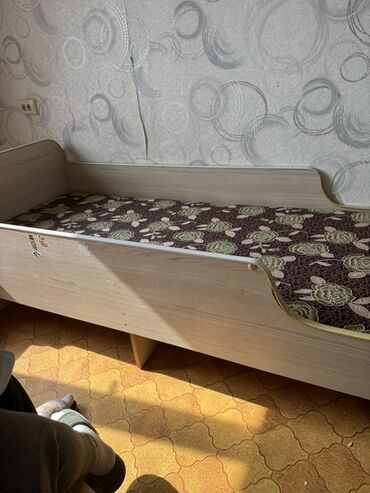 орто коврик: Две односпальные кровати. 1) Кровать с бортиками - Материал: ЛДСП