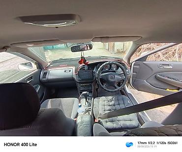 honda inside: Honda Accord: 2002 г., 1.8 л, Автомат, Газ, Седан — 6