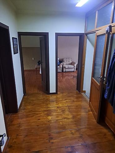 Долгосрочная аренда домов: 300 м², 6 комнат, Гоин, Без животных — 11
