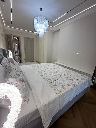 ничего: 3 комнаты, 116 м², Асанбай мкр Элитка, 14 этаж — 10