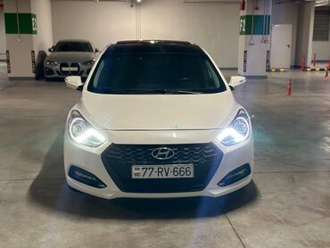 huday: Hyundai i40: 1.7 l | 2012 il Sedan