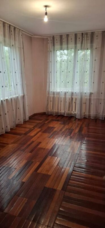 3 комнатная квартира продажа: 2 бөлмө, 45 кв. м, 104-серия, 3 кабат, Косметикалык ремонт