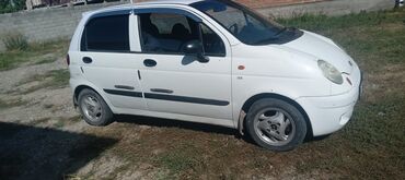 спорт машины: Hyundai : 2005 г., 0.8 л, Автомат, Бензин