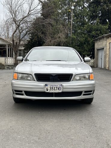 Nissan: Nissan Maxima: 3 l | 1999 il Sedan