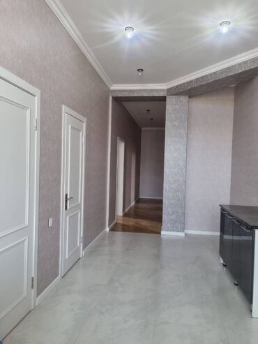 Uzunmüddətli kirayə evlər: 110 kv. m, 3 otaqlı, Kanalizasiya, Kombi, Qaz — 2