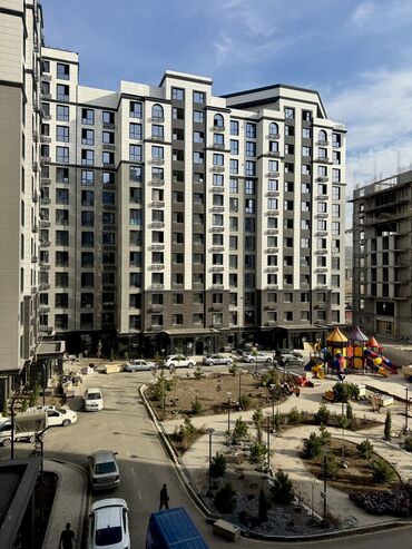 продаю дом медерова карло маркса: 3 комнаты, 109 м², Элитка, 4 этаж, ПСО (под самоотделку)