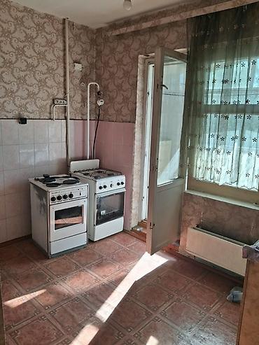 сниму квартиру в микрорайонах: 1 комната, Пишпек Риэлтор, Семейным, от 6 месяцев, Без мебели — 3