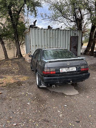 Volkswagen: Volkswagen Passat: 1990 г., 1.8 л, Механика, Бензин, Седан — 2