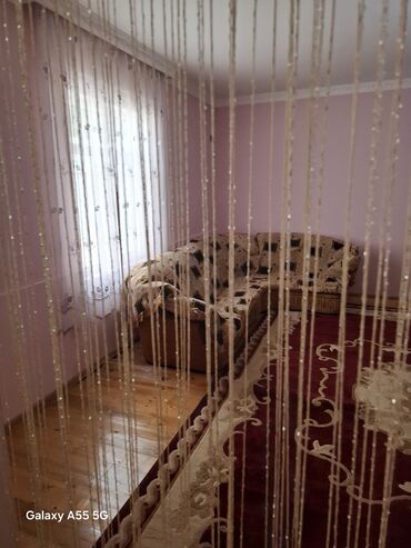 Uzunmüddətli kirayə evlər: 1111 kv. m, 2 otaqlı -da lalafo.az — 4 Uzunmüddətli kirayə evlər: 1111 kv. m, 2 otaqlı — 4