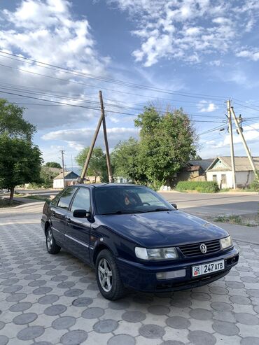 пссат б4: Volkswagen Passat: 1995 г., 2 л, Механика, Газ, Седан